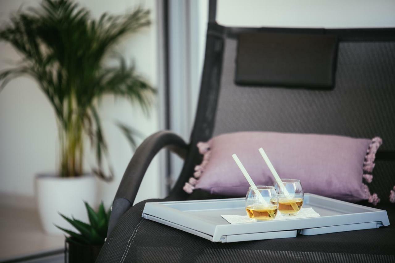 Unique Luxury Designers Apartment Right Next To The Beach Sukošan Buitenkant foto